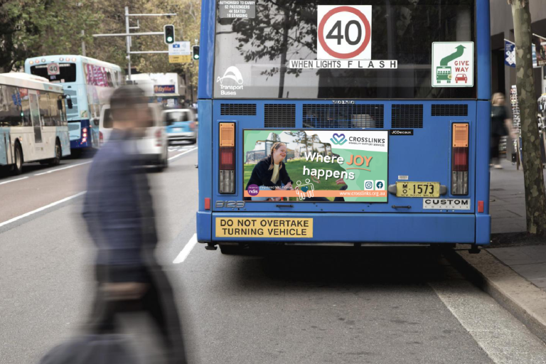 Crosslinks Out-of-Home